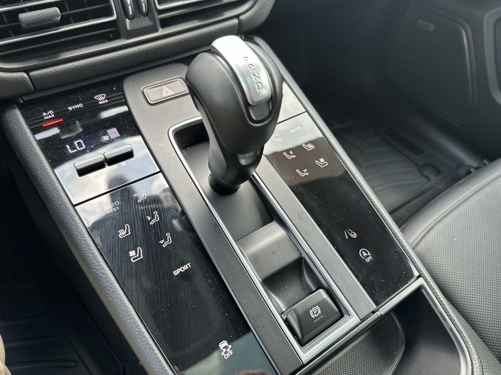 2023 Porsche Macan 4DR AWD