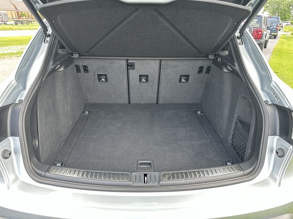 2023 Porsche Macan 4DR AWD